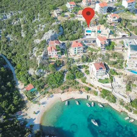 Apartment Sretan Vinišće