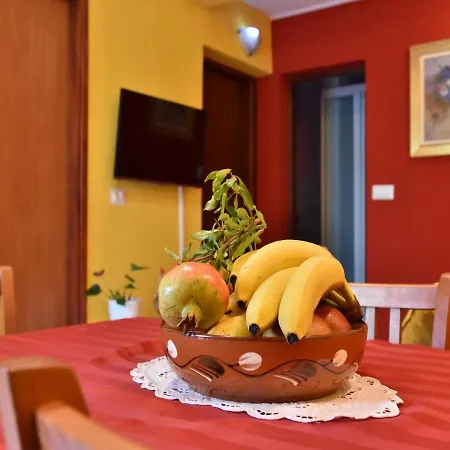 Sretan * Vinišće