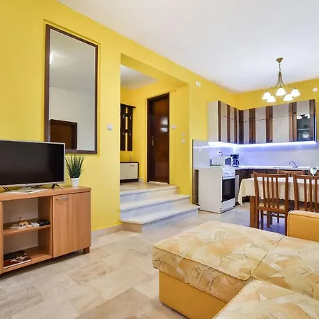 Appartamento Sretan Vinišće